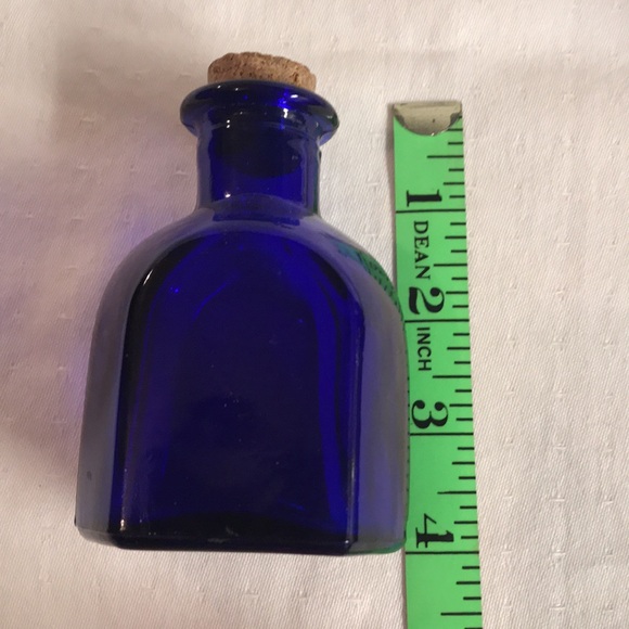2 Unique Cobalt Blue Small Bottles Apothecary - Picture 7 of 8